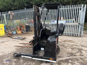 2010 PALFINGER F3151 forklift truck (s/n 100116238) with triple mast & side-shift - 6