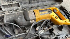 DEWALT 240v reciprocating saw c/w case - 3