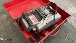 IMPEX ST67 110v wall chaser c/w case
