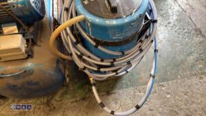 LARIUS PEGASUS spray machine (for plaster & render finishes) c/w LARIUS high volume spray gun & spray nozzles / caps - 5