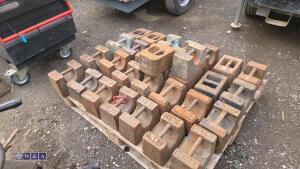 Quantity of metal weights - 4