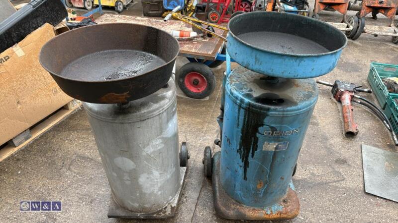2 x oil drainers