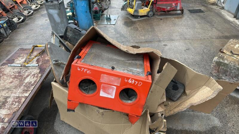 Pallet of miscelleanous including sand blaster