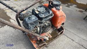 Petrol compaction plate c/w dust suppression bottle - 4