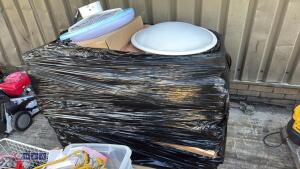 Pallet of ceiling lights - 5