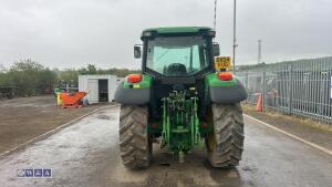 2004 JOHN DEERE 6220 4wd tractor, 2 x spool valves, twin assister rams, puh, shuttle c/w John Deere 631 front loader, joystick & bucket (DX04 KUG)(V5 in office) - 4