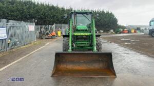 2004 JOHN DEERE 6220 4wd tractor, 2 x spool valves, twin assister rams, puh, shuttle c/w John Deere 631 front loader, joystick & bucket (DX04 KUG)(V5 in office) - 7