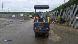 KUBOTA KX014 rubber tracked excavator with bucket, blade & piped - 4
