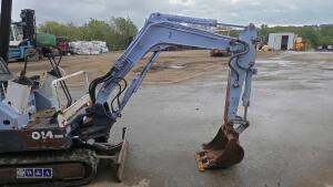 KUBOTA KX014 rubber tracked excavator with bucket, blade & piped - 15