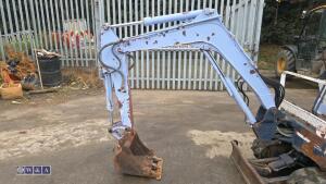 KUBOTA KX014 rubber tracked excavator with bucket, blade & piped - 18