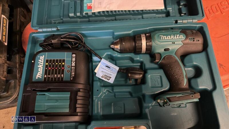MAKITA DHP453 18v drill c/w case (3488212)