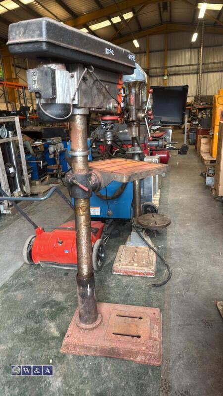 SEALEY 240v pillar drill