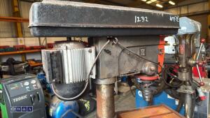 SEALEY 240v pillar drill - 6