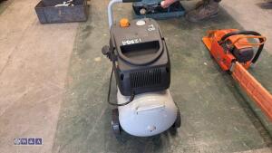 TITAN 240v air compressor - 3