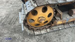 MITSUBISHI BD2F steel tracked dozer with P.A.T blade (s/n 37911)(steering fault) - 15