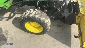 2011 JOHN DEERE 2320 diesel compact tractor (SP61 DVB)(V5 in office) - 10