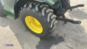 2011 JOHN DEERE 2320 diesel compact tractor (SP61 DVB)(V5 in office) - 15