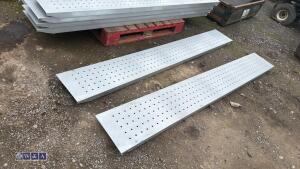 Set of 8ft car & trailer recovery ramps (SWL 2.8t) - 9