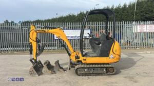 Jcb 801.4 c/w 3 buckets and hydraulic thumb - 2