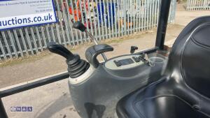 Jcb 801.4 c/w 3 buckets and hydraulic thumb - 21