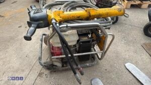 JCB BEAVER petrol hydraulic power pack c/w hose & breaker (3449447)(3416799) - 3