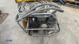 JCB BEAVER petrol hydraulic power pack c/w hose & breaker (3449447)(3416799) - 5