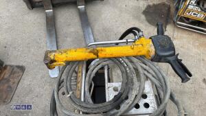 JCB BEAVER petrol hydraulic power pack c/w hose & breaker (3449447)(3416799) - 6
