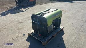 Pramac s1200 duel fuel duel volt generator - 4