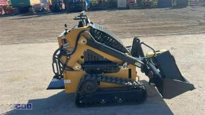 Mini skid steer loader c/w breaker - 5