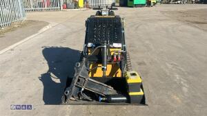 Mini skid steer loader c/w breaker - 7