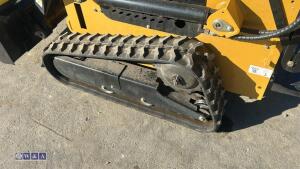 Mini skid steer loader c/w breaker - 10