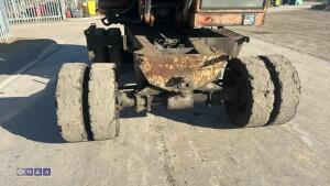 Atlas 1302e materiel handler - 24
