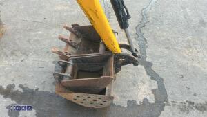 2021 Jcb 8008 micro c/w 3 buckets - 9