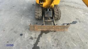 2021 Jcb 8008 micro c/w 3 buckets - 11