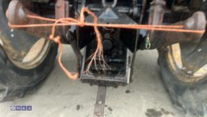 CASE INTERNATIONAL 4wd tractor c/w Bomford B3512 loader (H581 ETL) - 16