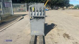 Jungheinrich ese 120 pallet truck c/w charger - 9
