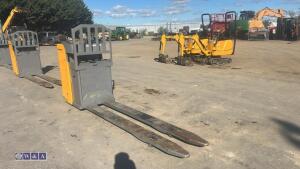 Jungheinrich ese 120 pallet truck c/w charger - 16