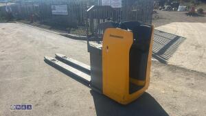 Jungheinrich ese 120 pallet truck c/w charger - 16
