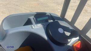 Jungheinrich ese 120 pallet truck c/w charger - 18