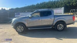 2017 Nissan navara - 4