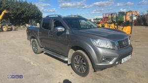 2017 Nissan navara - 6