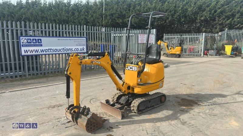 2021 jcb 8008 micro c/w 3 buckets
