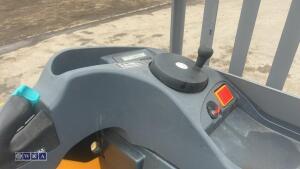 Jungheinrich ese 120 battery pallet truck c/w charger - 11