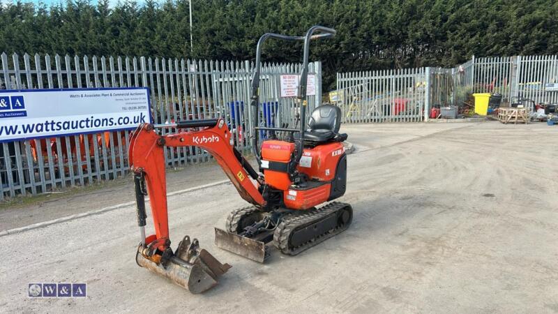 2018 Kubota Kx008-3 c/w 2 buckets