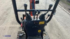 2018 Kubota Kx008-3 c/w 2 buckets - 20