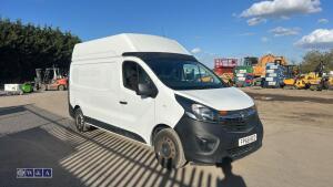 Vauxhall vivaro bi turbo - 8