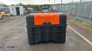 2500 litre plastic fuel tank c/w fuel pump hose reel - 6