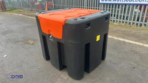 980 litre plastic fuel tank c/w pump n hose reel - 2