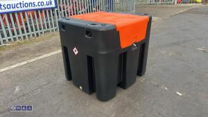 980 litre plastic fuel tank c/w pump n hose reel - 15