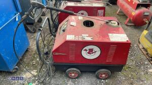 DEMON 240v diesel steam cleaner, hose & lance